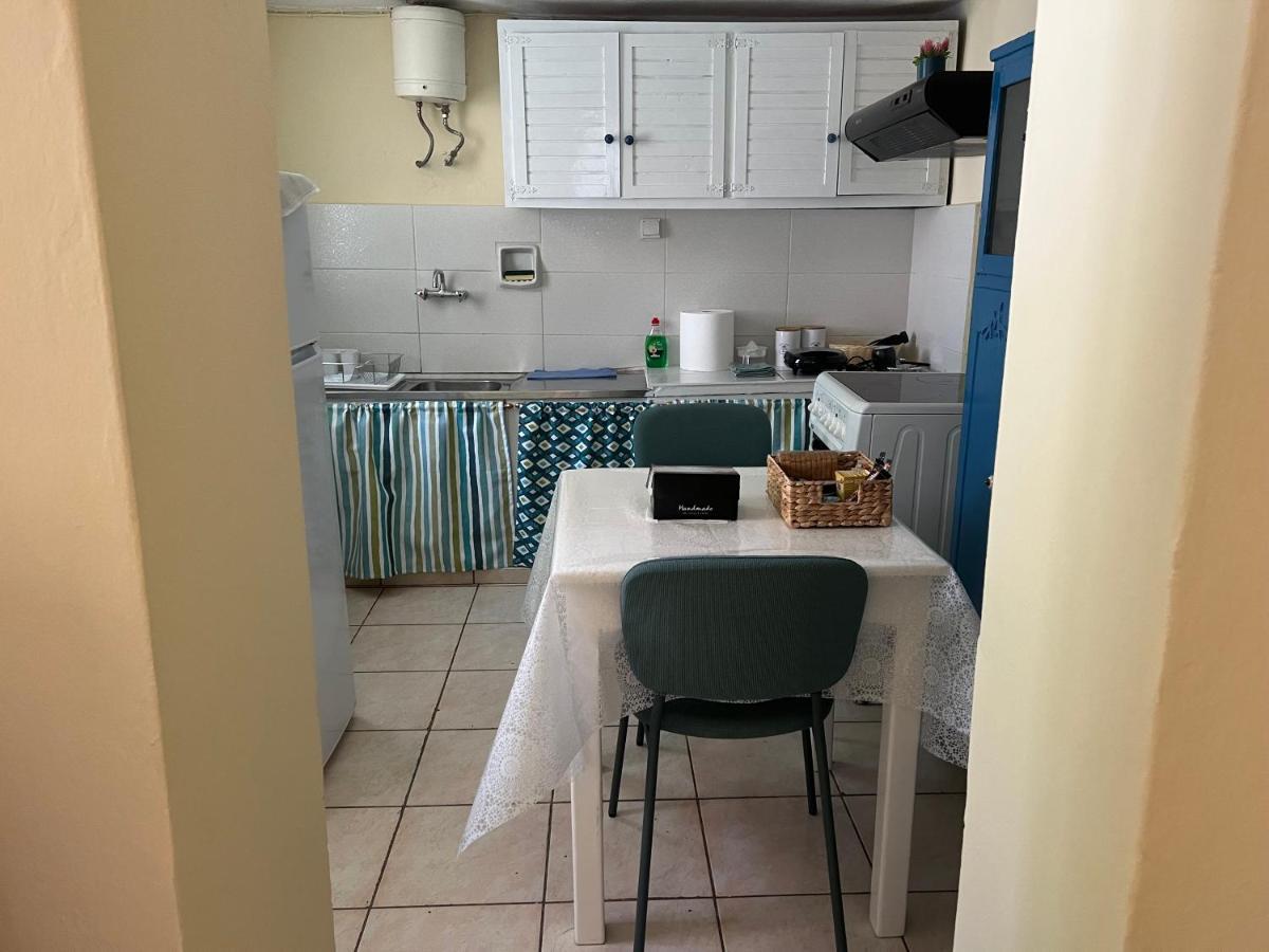 Appartamento Yiayia Katina'S House Corinto Esterno foto